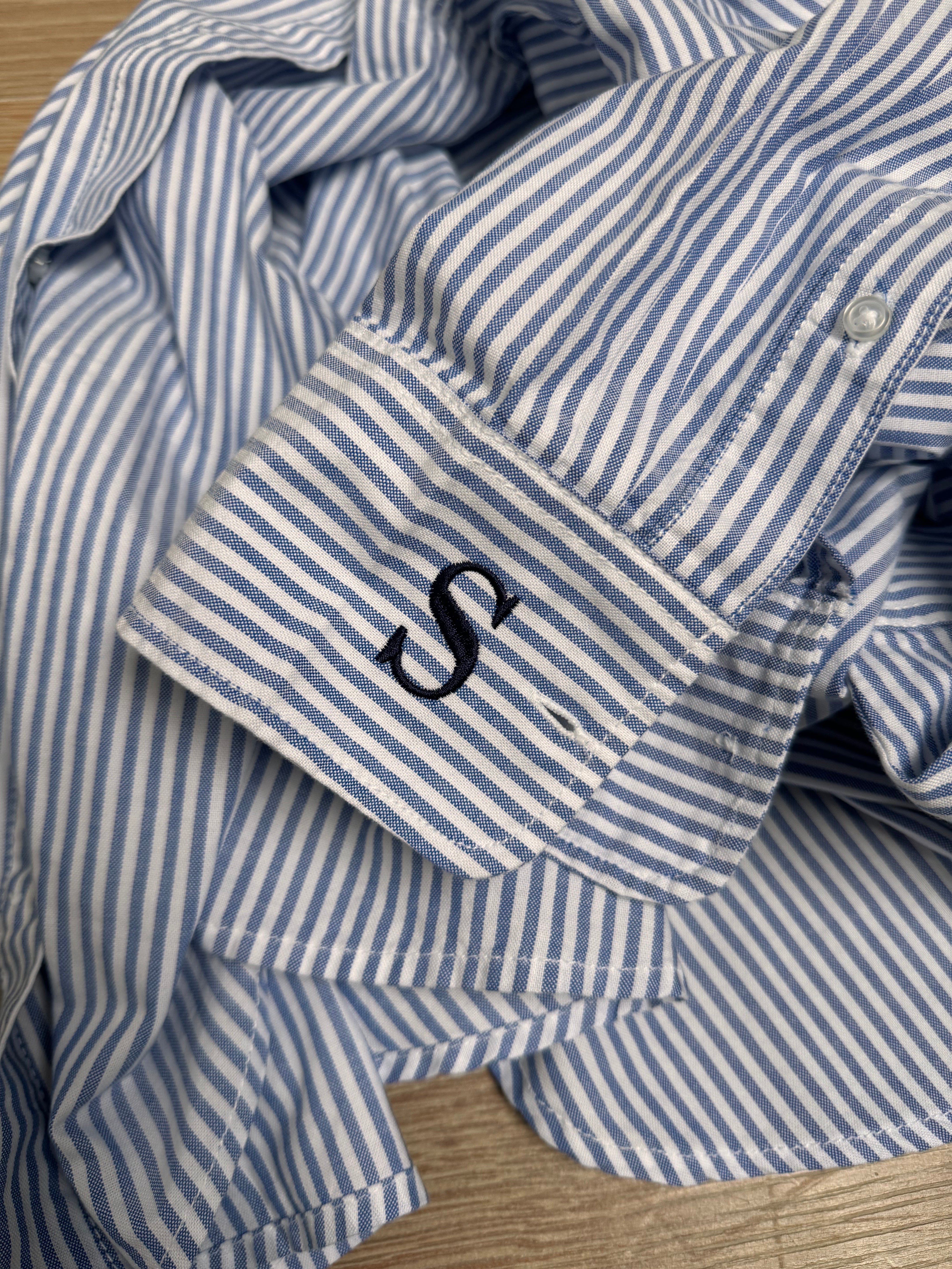 Preloved blue stripe shirt (M)