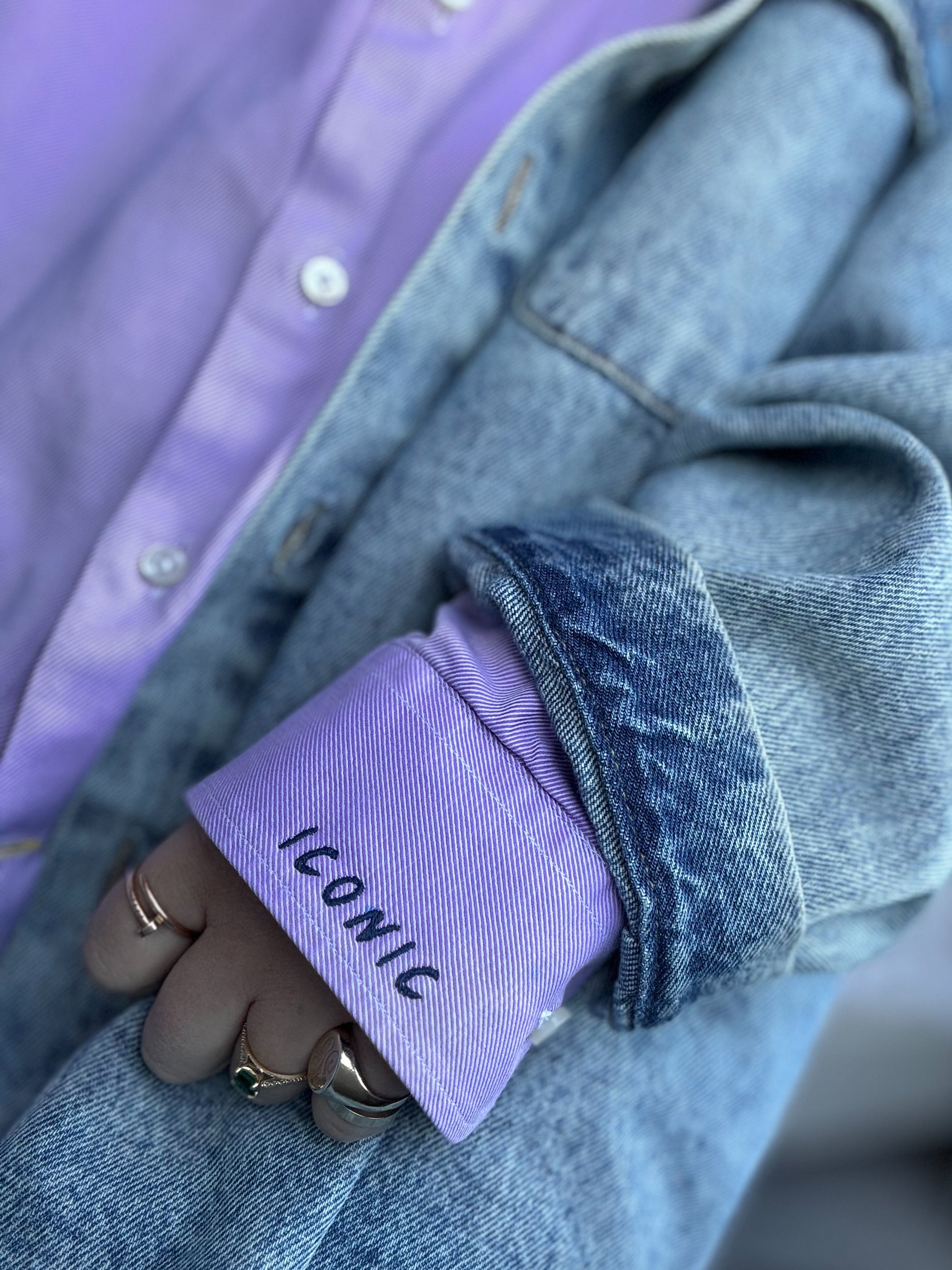 Iconic - purple shirt (L)